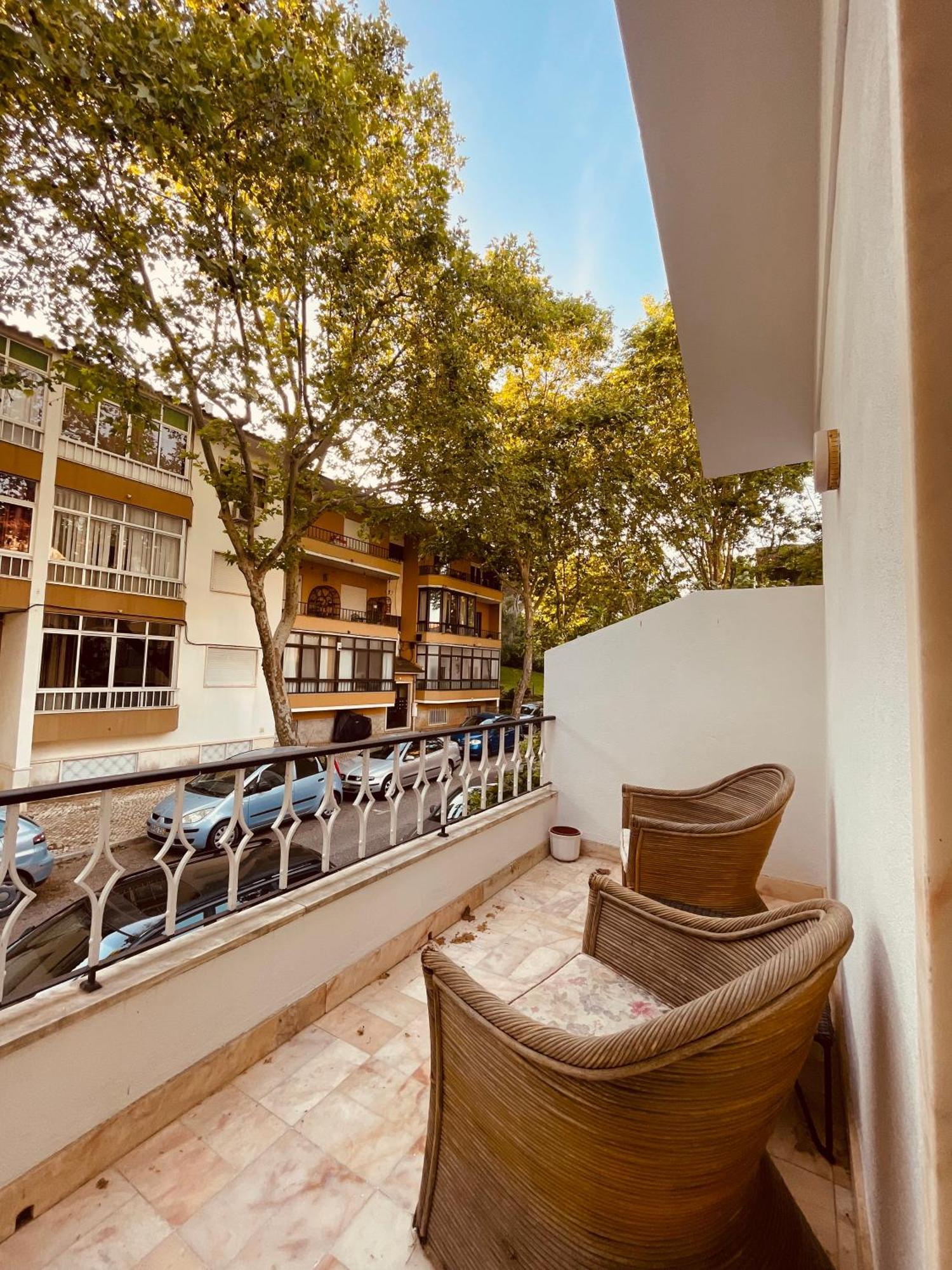 Hostel Lisbon Soul Surf Camp Cascais Exterior foto